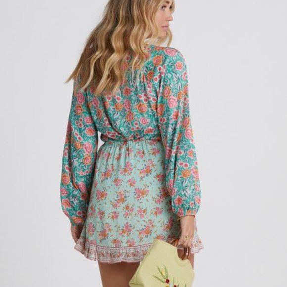 ARNHEM Harmony Mint Long Sleeve Button Sustainable Blouse Top NWT RRP$149 - Picture 5 of 13